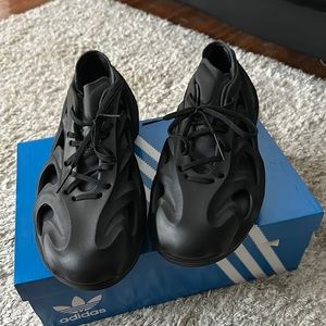 Adidas AdiFOM Q- 9.5 -Carbon